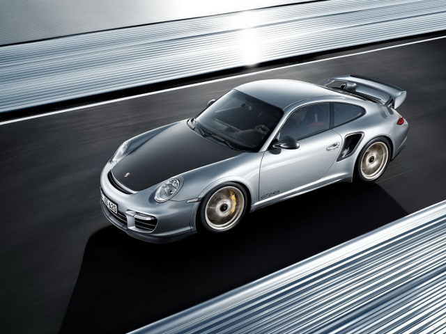Стремительный Порше 911