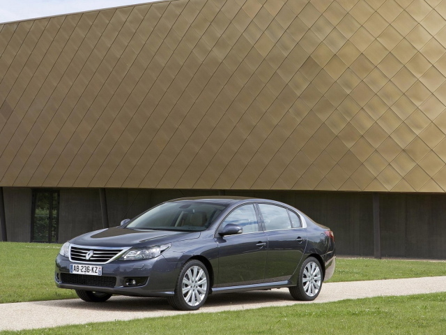 New Renault-Latitude