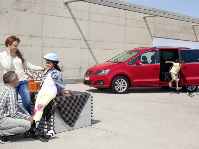 Семейный Сиат Альхамбра