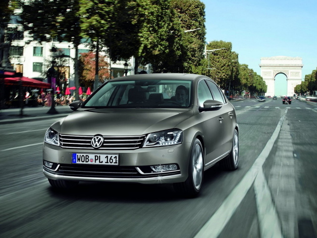 Волксваген Пассат 2011