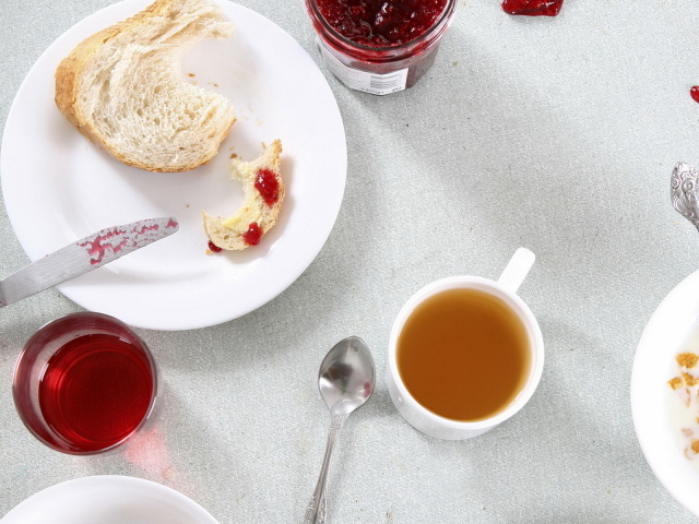 Завтрак с джемом