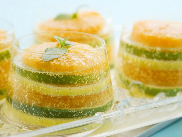 Фрукты в желе