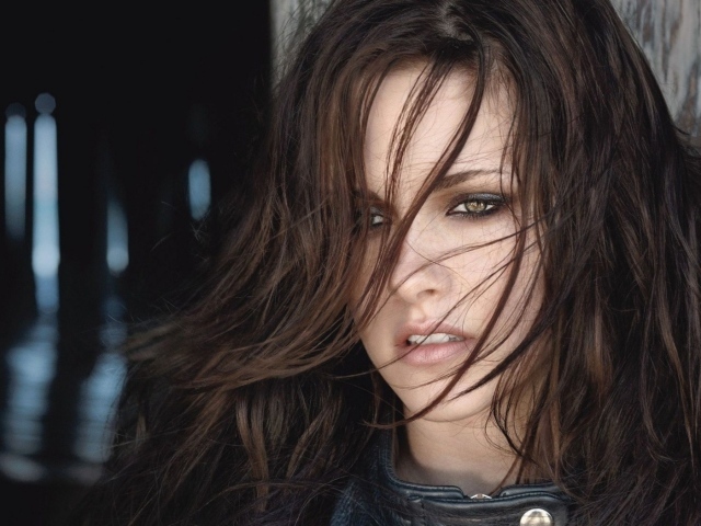 Девушка байкер