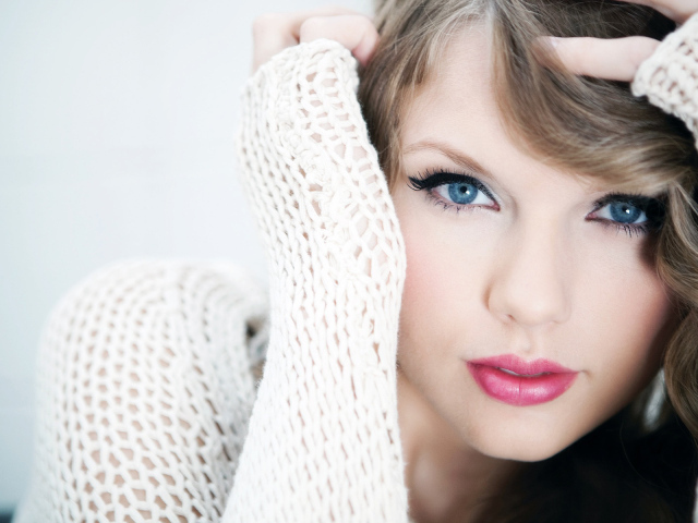Красивая Тэйлор Свифт