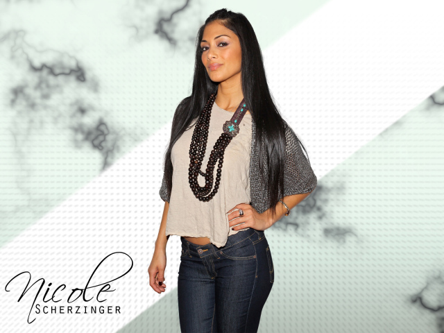 Красивая Николь Шерзингер