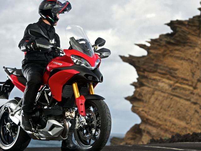 Ducati Multistrada 1200S