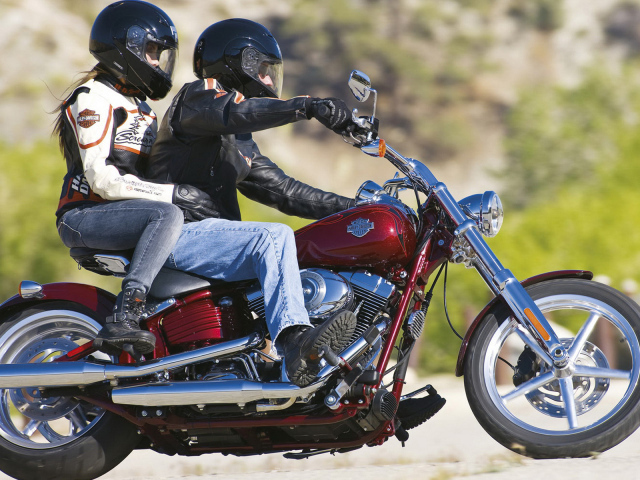 Харлей Девидсон FXCWC