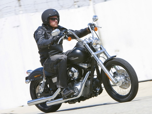 Харлей Девидсон FXDB