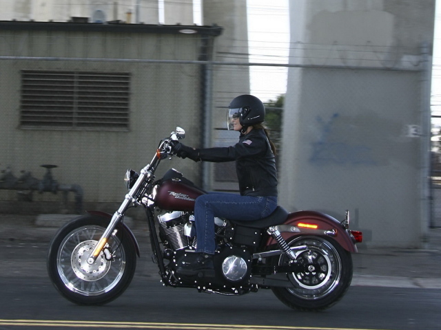 классический Харлей Девидсон FXDB