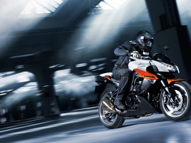 Кавасаки Z 1000