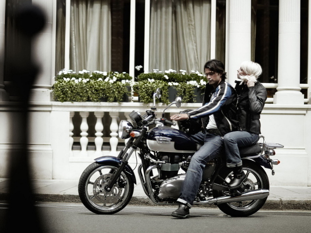 Совершенство классики в Триумф Бонневелли