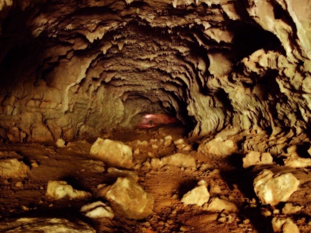 Подземная пещера