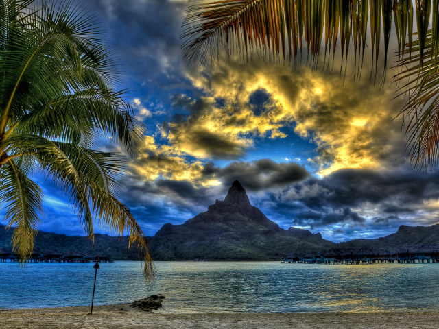 Пляж на закате