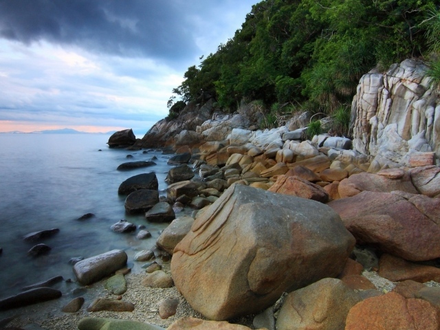 Берег острова