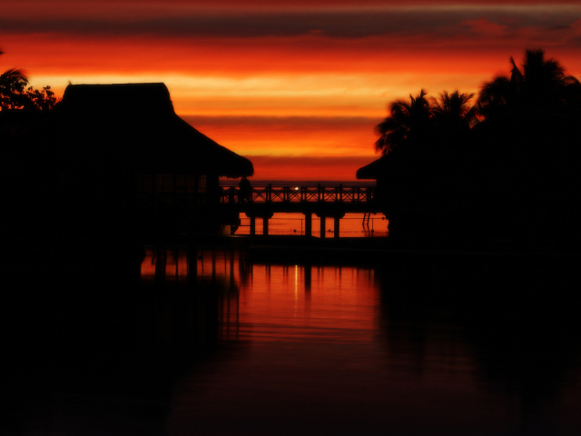 Закат на Таити