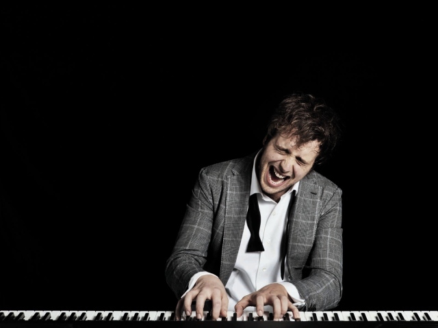 Raphael Gualazzi, Италия