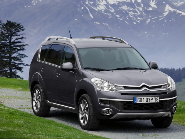 Citroen C-Crosser