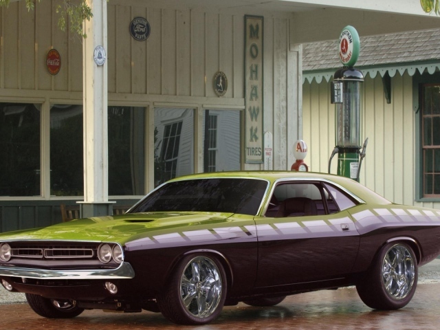 Dodge Challenger