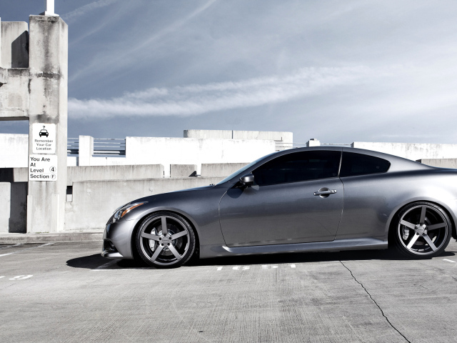 Infiniti G37