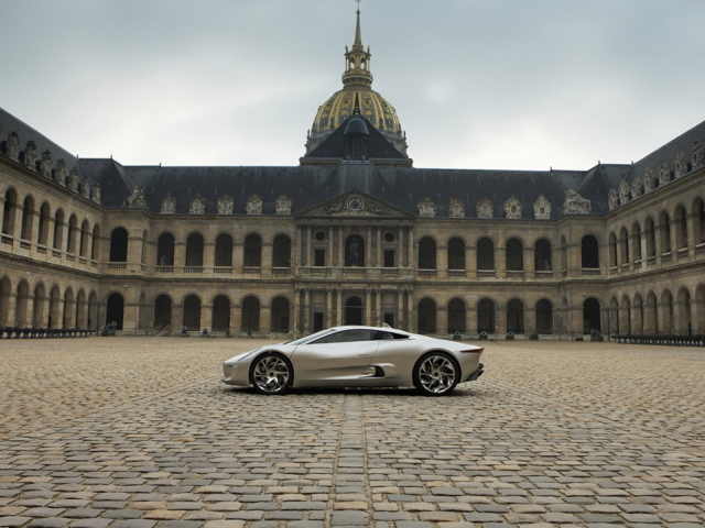 Jaguar - C-X75