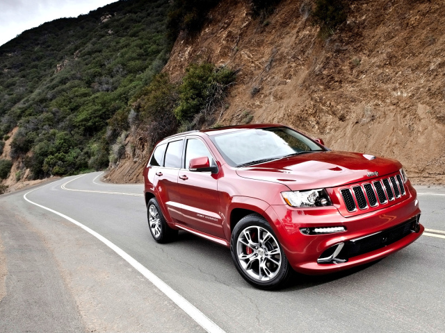 Jeep-Grand-Cherokee-SRT8