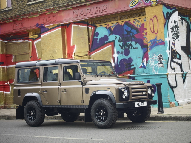 Land-Rover-Defender