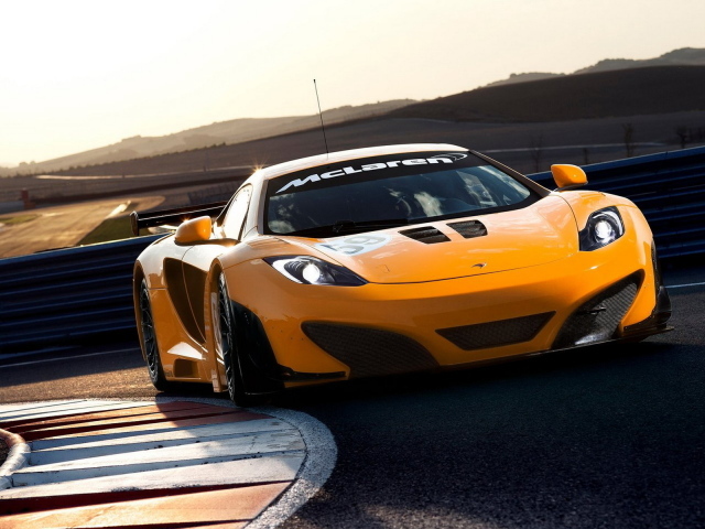 McLaren-MP4-12C