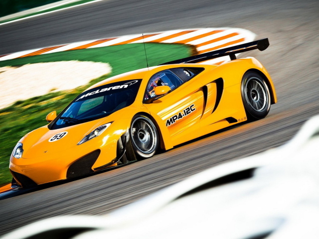 McLaren-MP4-12C GT3