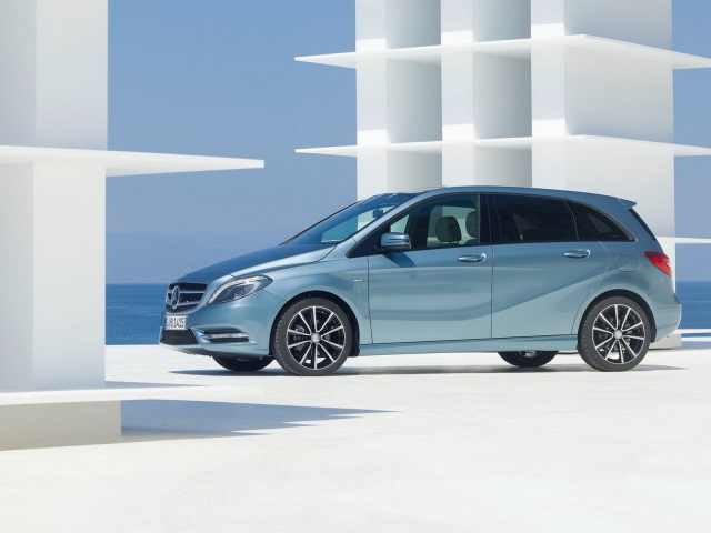 Mercedes-Benz-B-Class 2012