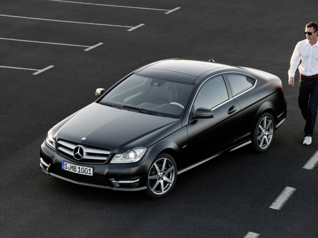 Mercedes-Benz-C-Class-250-CDI