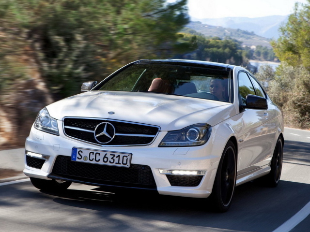 Mercedes-Benz-C63 AMG