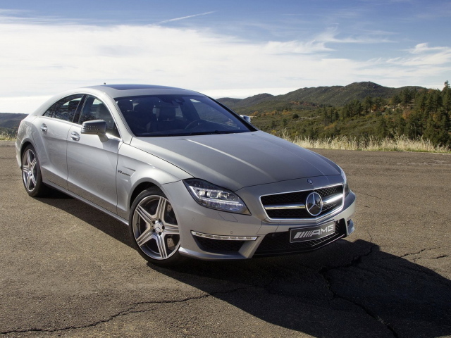 Mercedes-Benz-CLS63 AMG 2012