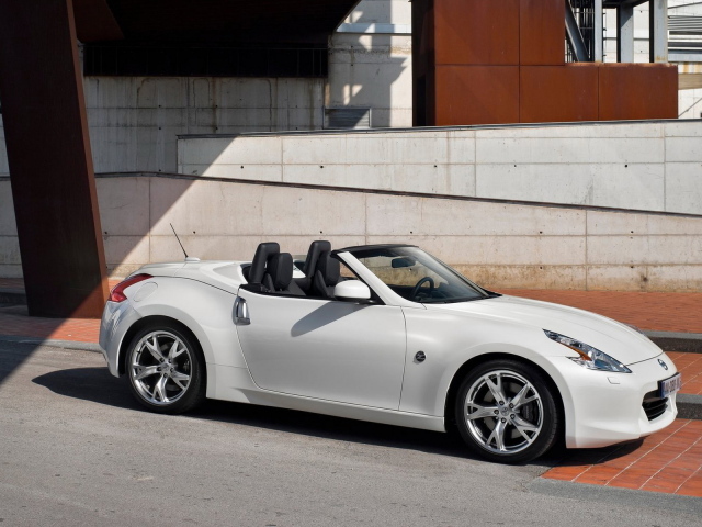 Nissan-370Z Roadster