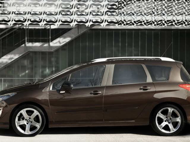 Peugeot-308 SW 2012