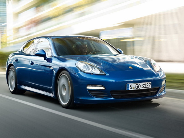 Porsche-Panamera S Hybrid