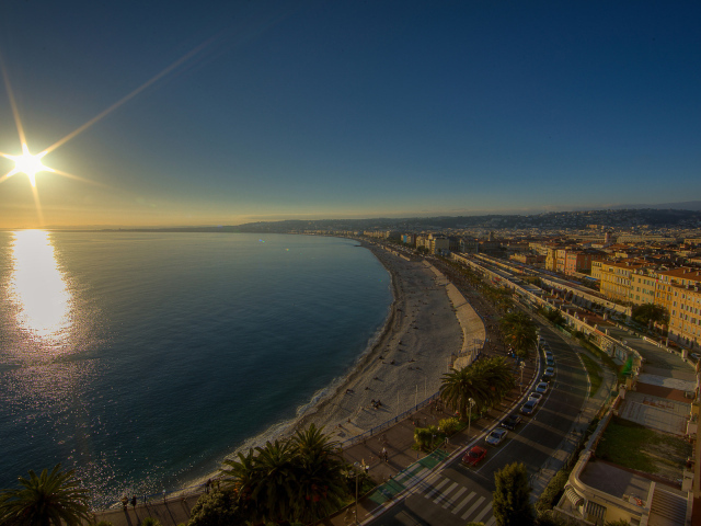 Побережье города