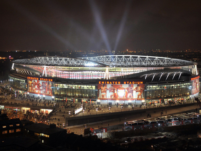 стадион в Лондоне Emirates Stadium