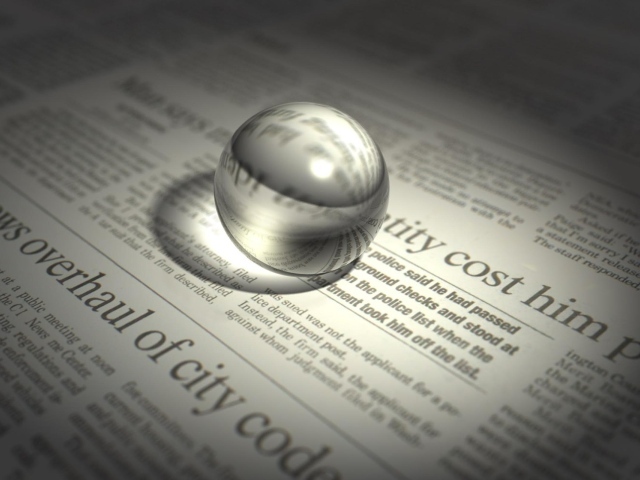 Стеклянный шар