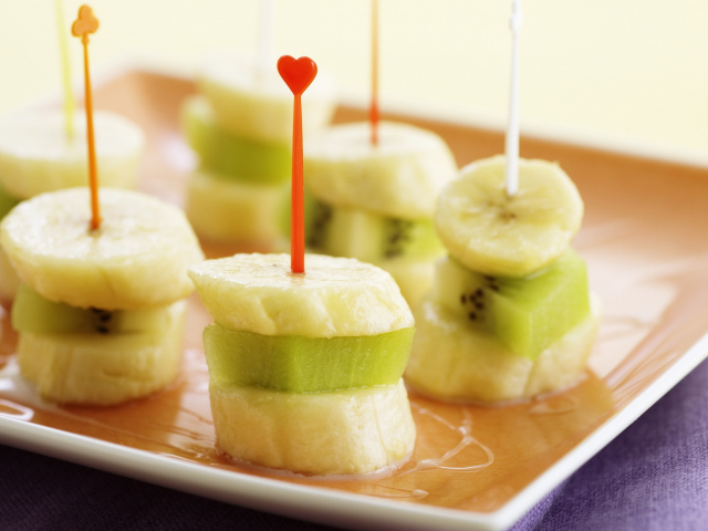 Фруктовое канапе