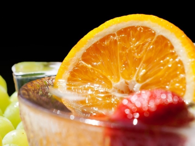 Фруктово - ягодный напиток