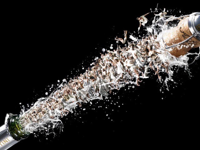 Люди в брызгах Мартини