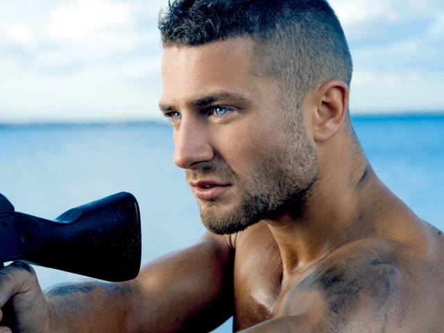 Мужчина с ружьем