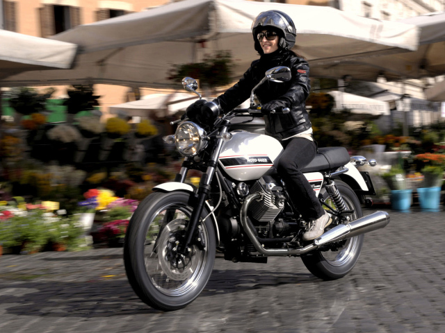 Moto Guzzi V7 Classic