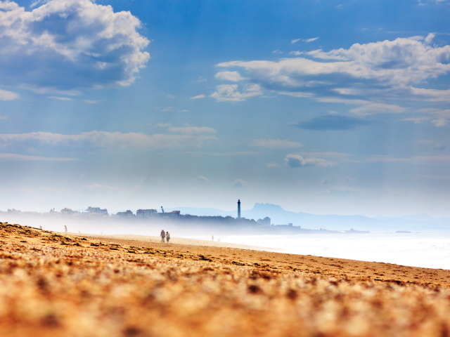 Пустой пляж