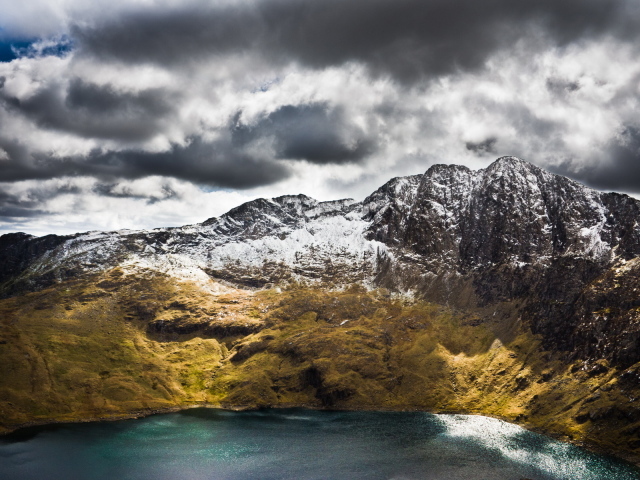 Горы под небом