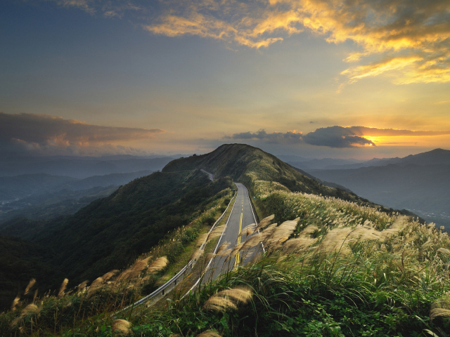 Дорога по вершинам гор