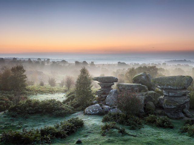 Холмы в тумане