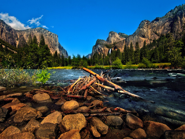 Горная река