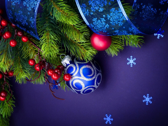 Елочный шар