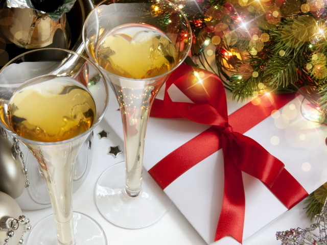 Праздничная обстановка